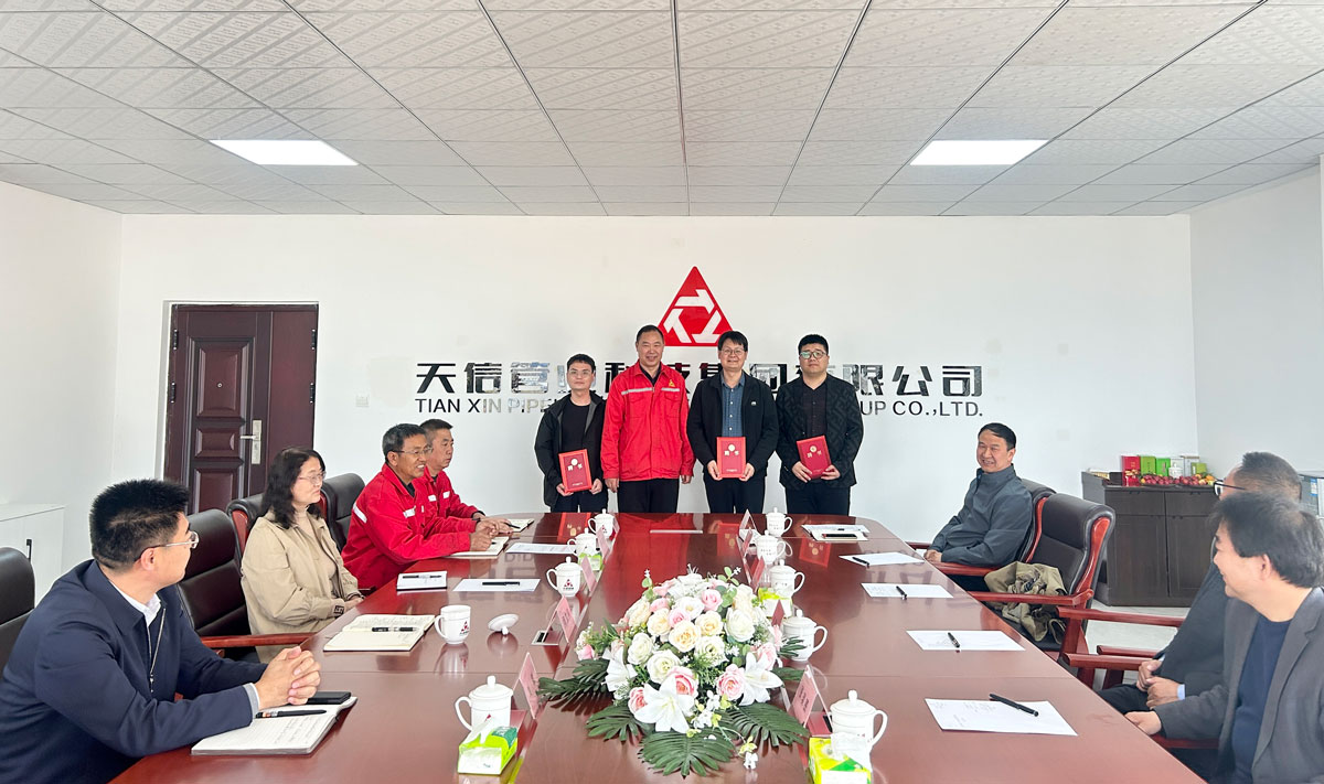 1680248588672423.jpg 頒獎合影.jpg